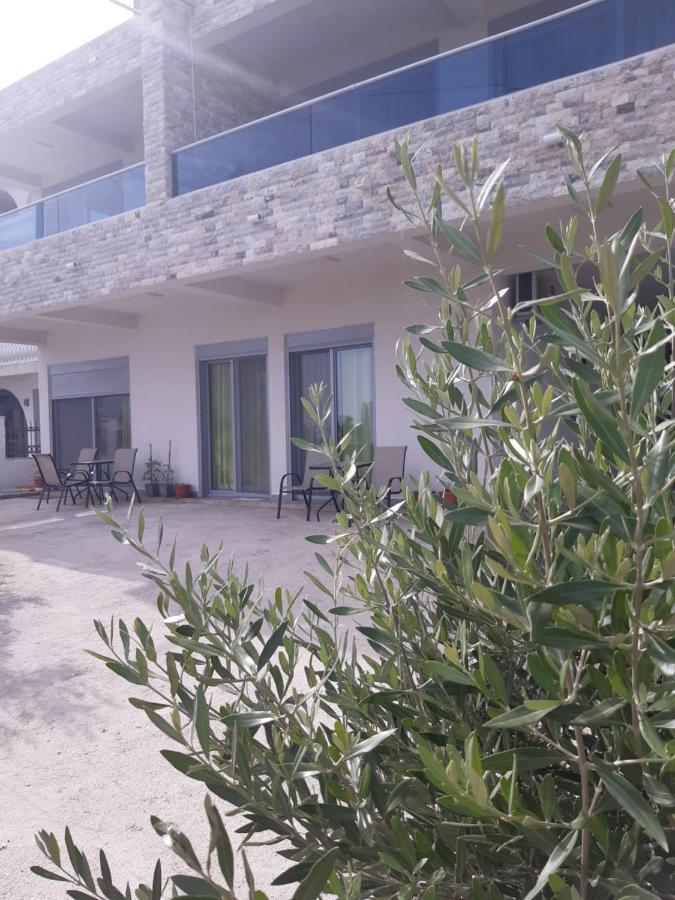 Zara Apartments Улцинь Экстерьер фото