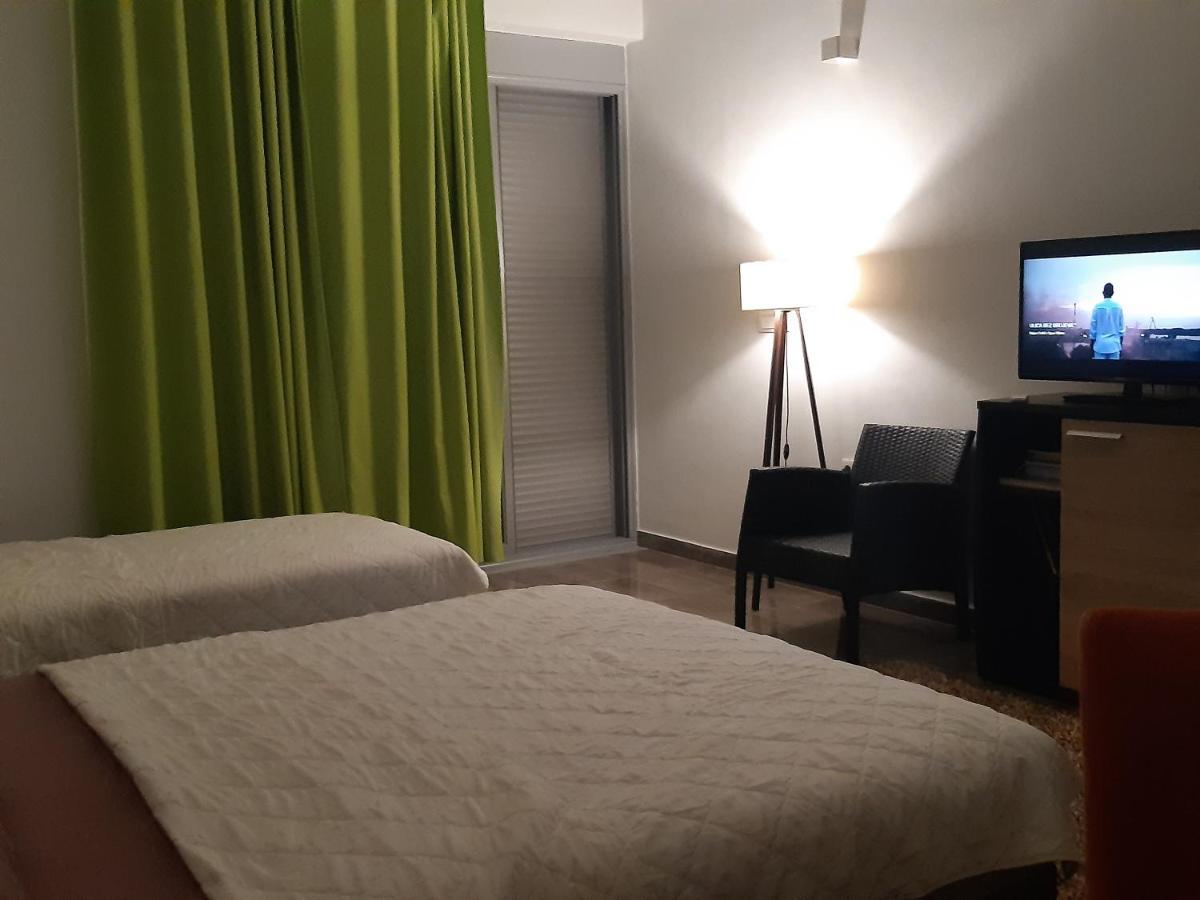Zara Apartments Улцинь Экстерьер фото