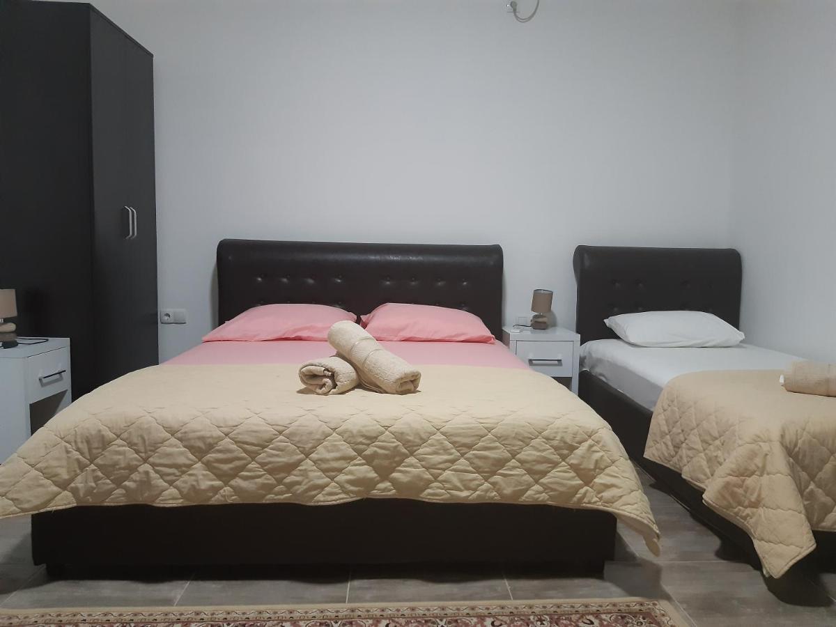 Zara Apartments Улцинь Экстерьер фото