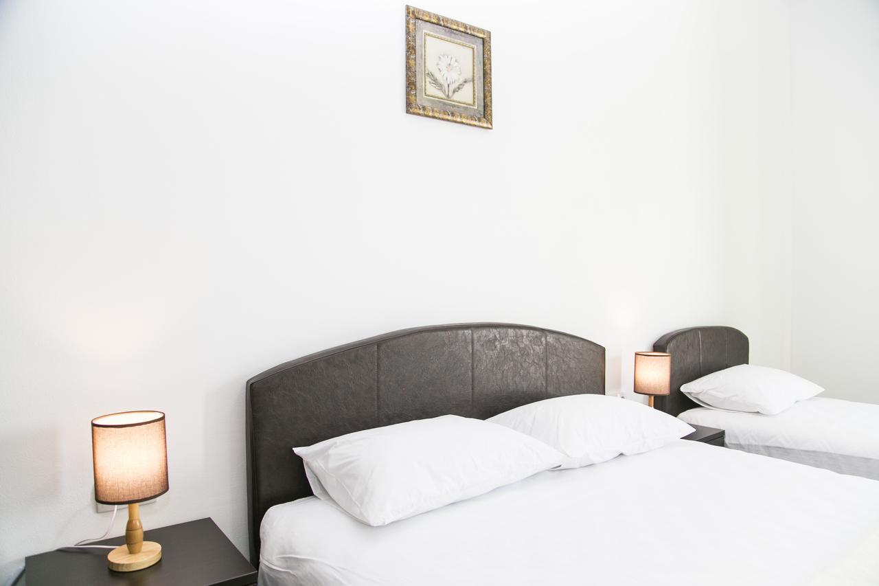 Zara Apartments Улцинь Экстерьер фото